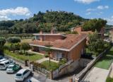 Casa, FERMO, <i>A richiesta</i>, 450,00 mq