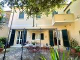 Casa, CECINA, 690.000 €, 269,00 mq
