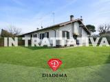 Casa, ALBIZZATE, 320.000 €, 174,00 mq