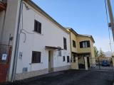 Casa, L