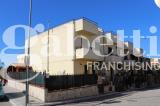 Casa, CANOSA DI PUGLIA, <i>A richiesta</i>, 180,00 mq