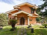 Casa, NICOLOSI, 395.000 €, 372,00 mq