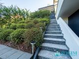 Casa, MONTORFANO, <i>A richiesta</i>, 372,00 mq