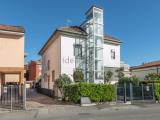 Superfici commerciali, MONZA, 620.000 €, 340,00 mq