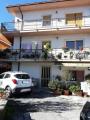 Appartamento, L