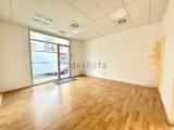 Superfici commerciali, CECINA, 239.000 €, 201,00 mq