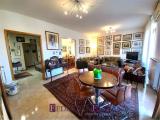 Appartamento, PRATO, 295.000 €, 180,00 mq