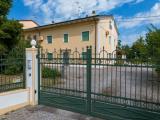 Casa, MIRANDOLA, 370.000 €, 392,00 mq