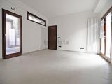 Superfici commerciali, L