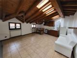 Appartamento, REZZAGO, 87.000 €, 87,00 mq