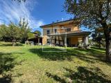 Casa, VEZZANO SUL CROSTOLO, 600.000 €, 440,00 mq