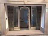 Superfici commerciali, STRESA, 98.000 €, 21,00 mq