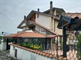 Casa, FROSINONE, 380.000 €, 420,00 mq