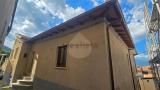 Casa, L