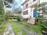 Casa, CAMAIORE, 600.000 €, 194,00 mq