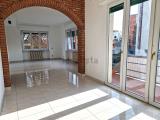 Appartamento, VEDANO AL LAMBRO, 295.000 €, 157,00 mq