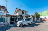 Casa, LAINATE, 445.000 €, 180,00 mq