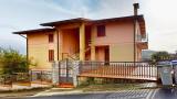 Casa, PERUGIA, 210.000 €, 233,00 mq