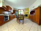 Appartamento, CASNIGO, 150.000 €, 140,00 mq