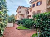 Appartamento, CASTEL GANDOLFO, 235.000 €, 140,00 mq