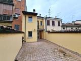 Casa, MANTOVA, 600.000 €, 261,00 mq