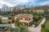 Casa, MONTECOSARO, 565.000 €, 240,00 mq