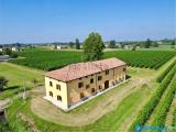 Casa, CORREGGIO, 380.000 €, 950,00 mq