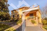 Casa, RONCIGLIONE, 550.000 €, 630,00 mq