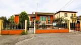 Casa, MANTOVA, 250.000 €, 210,00 mq