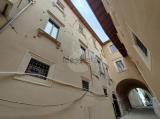 Superfici commerciali, L