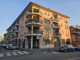 Superfici commerciali, TREVIGLIO, 750.000 €, 417,00 mq