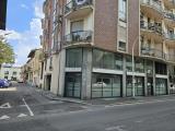 Superfici commerciali, SEREGNO, 320.000 €, 164,00 mq