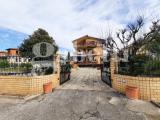 Casa, GIUGLIANO IN CAMPANIA, 380.000 €, 385,00 mq