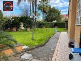 Casa, LATINA, 560.000 €, 254,00 mq