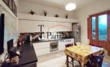 Casa, CAMPI BISENZIO, 470.000 €, 215,00 mq