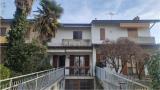 Casa, BREMBATE, 240.000 €, 224,00 mq