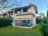 Casa, STEZZANO, 395.000 €, 208,00 mq