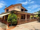 Casa, PERUGIA, 395.000 €, 440,00 mq
