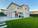 Casa, SELVAZZANO DENTRO, 500.000 €, 238,00 mq