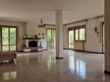 Casa, PERUGIA, 330.000 €, 338,00 mq