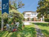 Casa, FORTE DEI MARMI, <i>A richiesta</i>, 216,00 mq