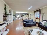 Casa, MONTEBELLUNA, <i>A richiesta</i>, 430,00 mq