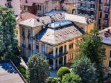 Casa, COMO, <i>A richiesta</i>, 1000,00 mq