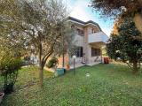 Casa, LAZZATE, 640.000 €, 317,00 mq