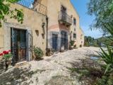 Casa, CALTAGIRONE, 360.000 €, 250,00 mq