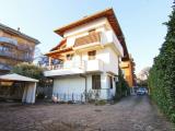Casa, SEREGNO, 498.000 €, 245,00 mq