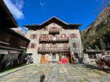 Appartamento, GRESSONEY-SAINT-JEAN, <i>A richiesta</i>, 349,00 mq