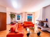 Affitto, Appartamento, LAVENO-MOMBELLO, 1.900 €, 90,00 mq