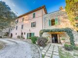 Casa, SPELLO, <i>A richiesta</i>, 460,00 mq