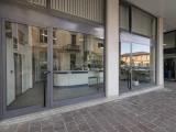 Superfici commerciali, ARONA, 185.000 €, 98,00 mq